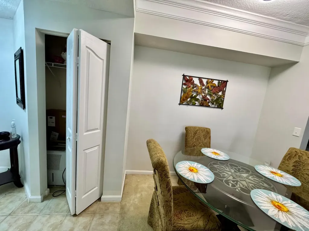 9857 Baywinds West Palm Beach FL 33411