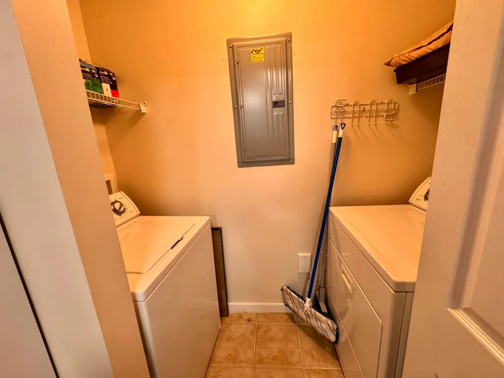 9857 Baywinds West Palm Beach FL 33411