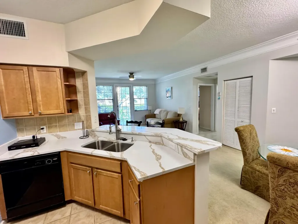 9857 Baywinds West Palm Beach FL 33411