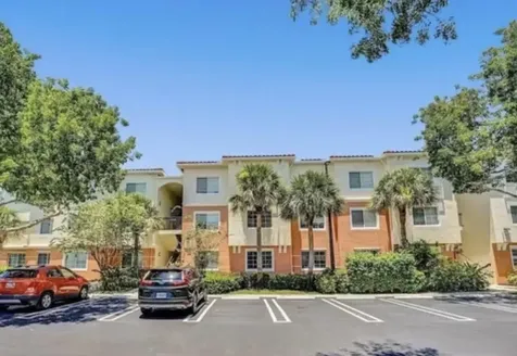 9857 Baywinds West Palm Beach FL 33411