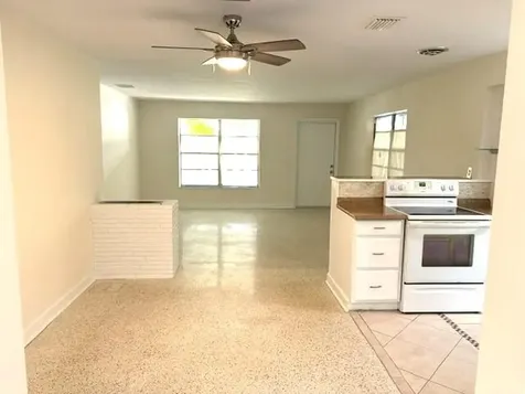 507 SW 2nd Avenue Dania Beach FL 33004