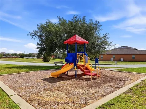 9012 Orange Blossom Loop Haines City FL 33844
