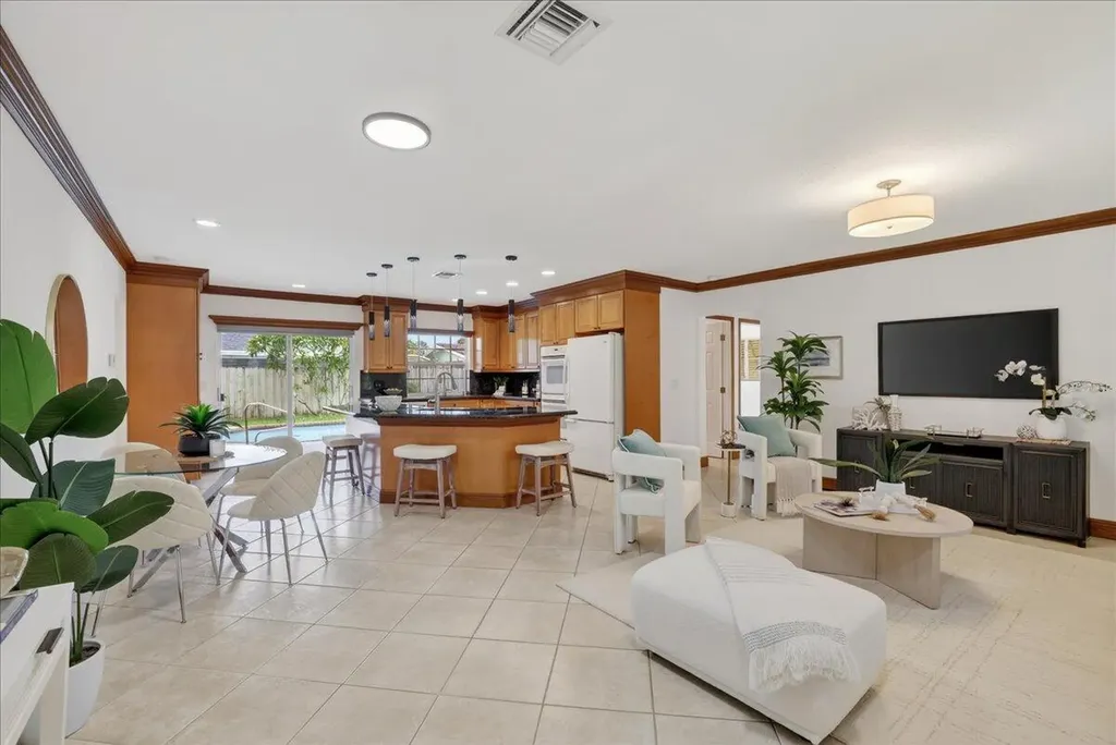 7 Tam O Shanter Lane Boca Raton FL 33431