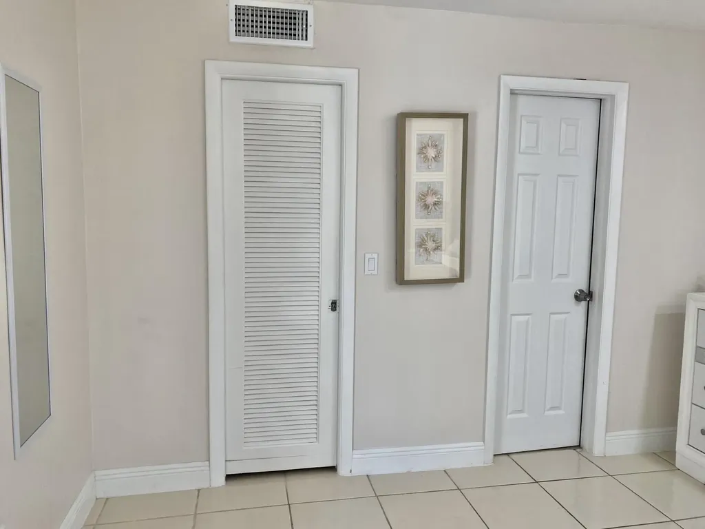 4501 Fountains Drive S Lake Worth FL 33467