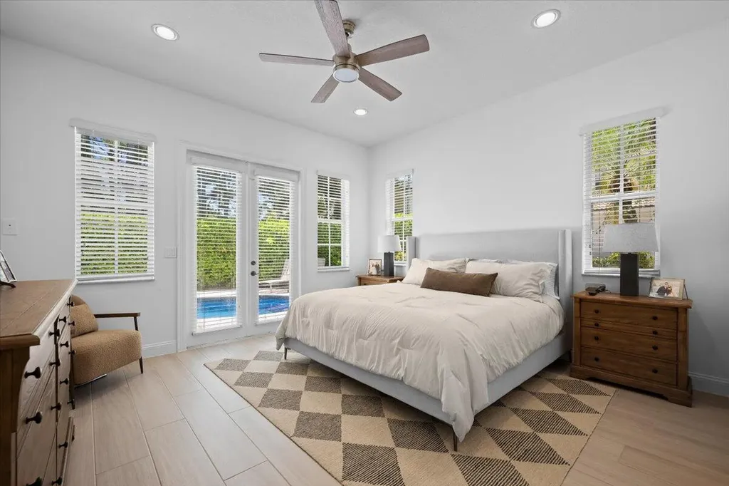 2104 Spring Court Palm Beach Gardens FL 33410