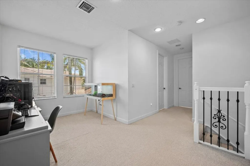2104 Spring Court Palm Beach Gardens FL 33410
