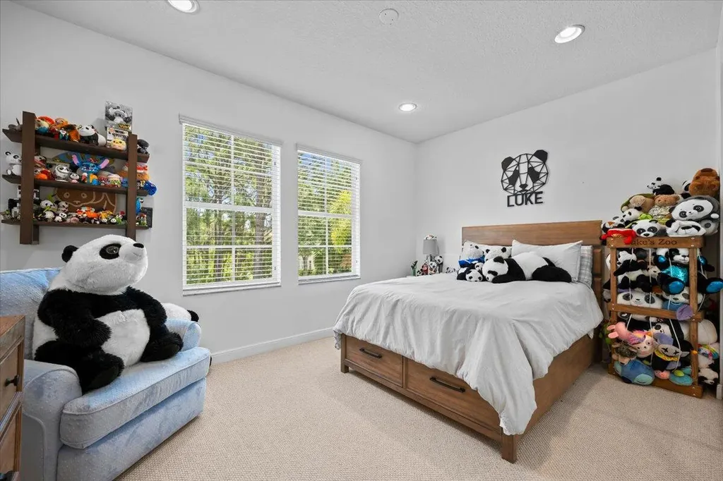2104 Spring Court Palm Beach Gardens FL 33410