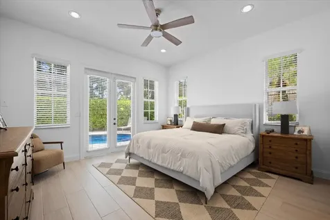 2104 Spring Court Palm Beach Gardens FL 33410