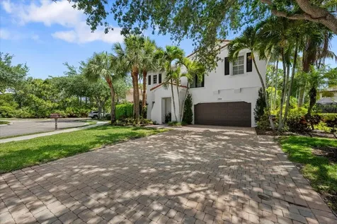 2104 Spring Court Palm Beach Gardens FL 33410