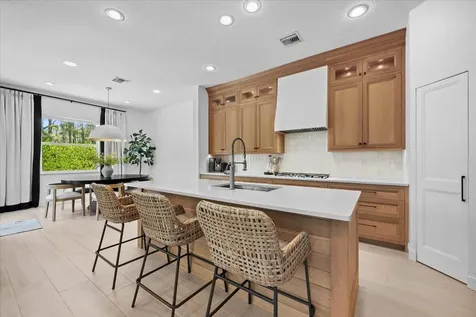 2104 Spring Court Palm Beach Gardens FL 33410