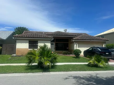 1421 SW 88th Way Pembroke Pines FL 33025