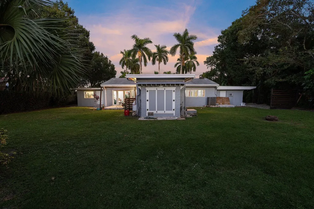 2573 SW 30th Terrace Fort Lauderdale FL 33312