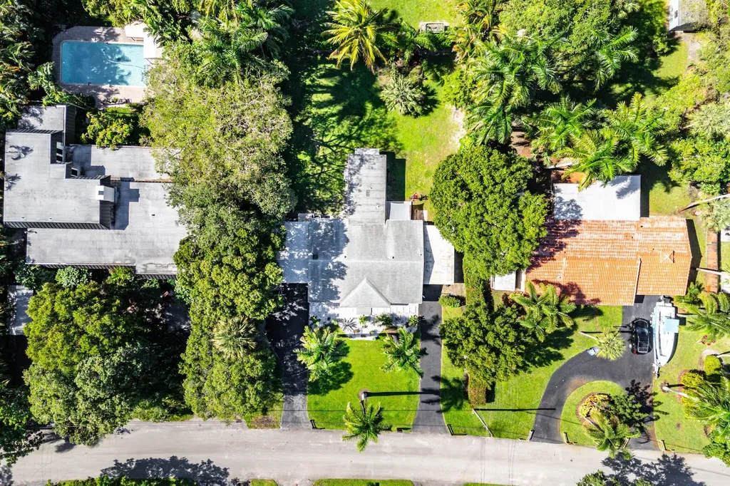 2573 SW 30th Terrace Fort Lauderdale FL 33312
