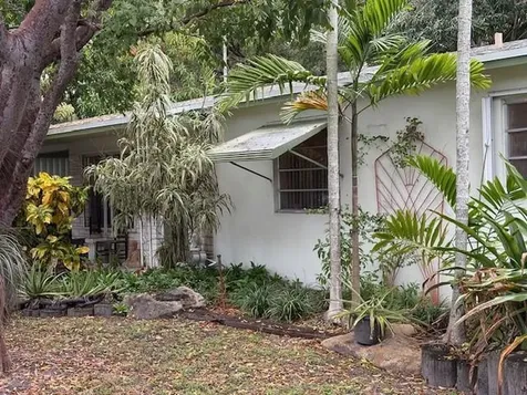 511 SW 2nd Avenue Dania Beach FL 33004