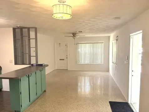 511 SW 2nd Avenue Dania Beach FL 33004