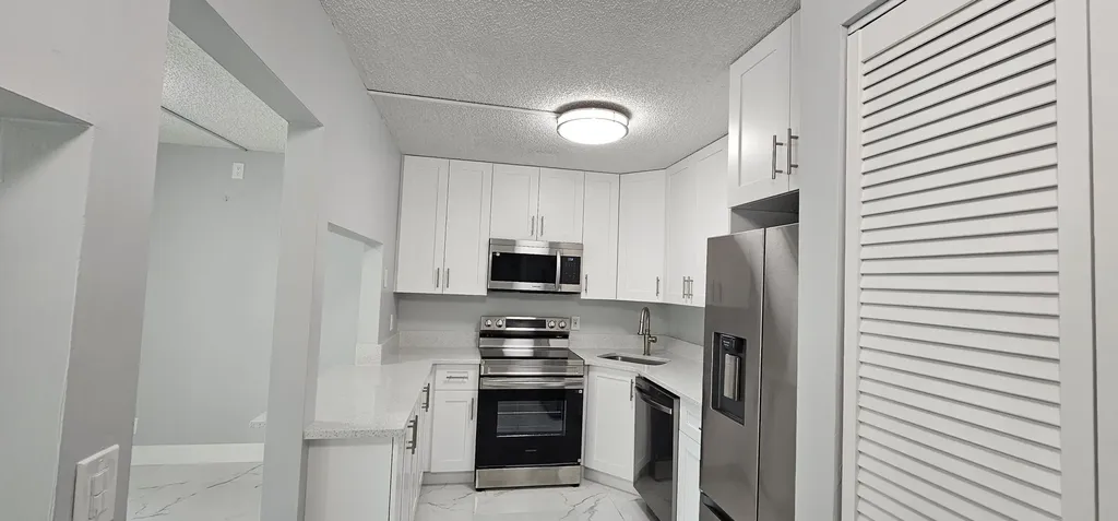 4991 Sable Pine Circle West Palm Beach FL 33417