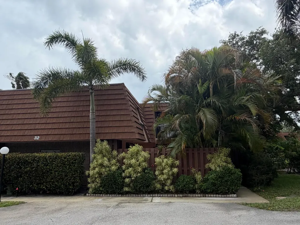 825 Center Street Jupiter FL 33458