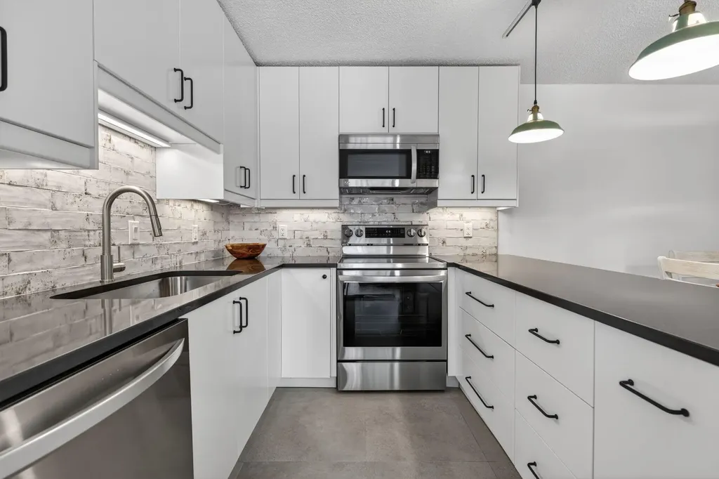 825 Center Street Jupiter FL 33458