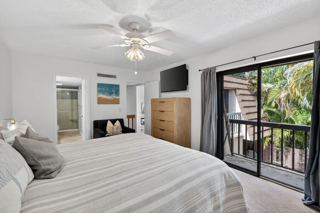 825 Center Street Jupiter FL 33458