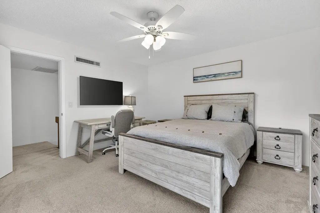825 Center Street Jupiter FL 33458