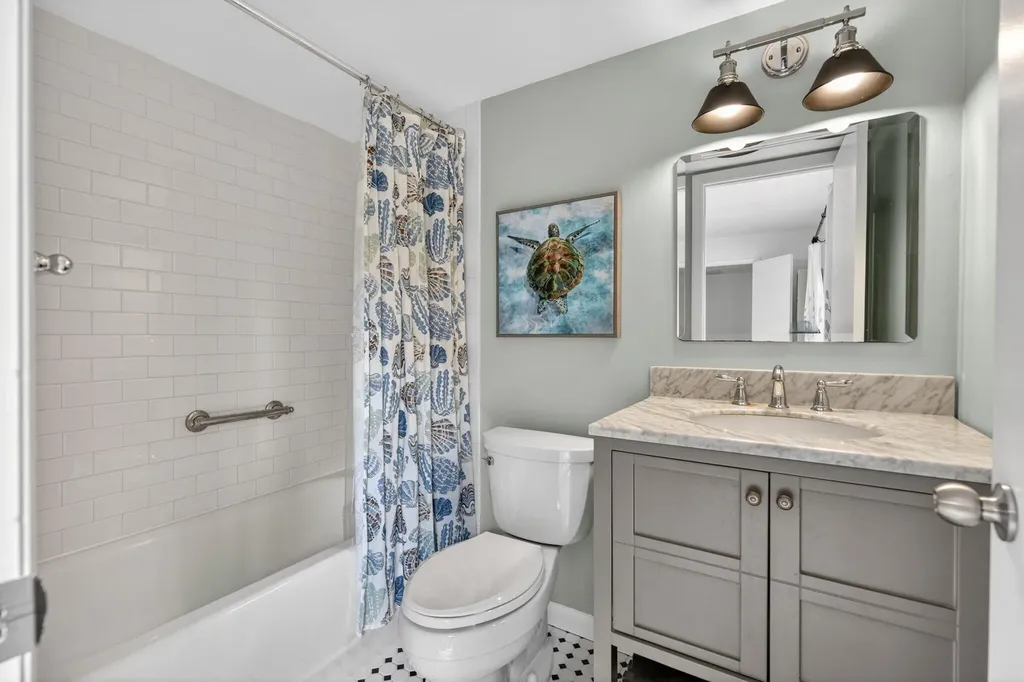 825 Center Street Jupiter FL 33458
