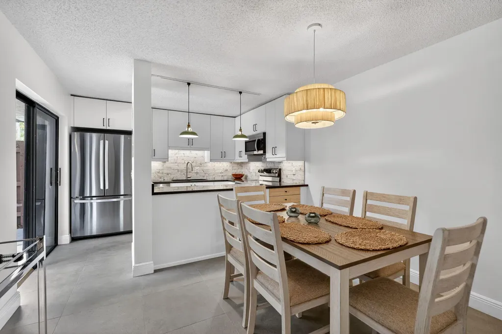 825 Center Street Jupiter FL 33458