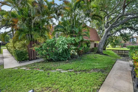 825 Center Street Jupiter FL 33458