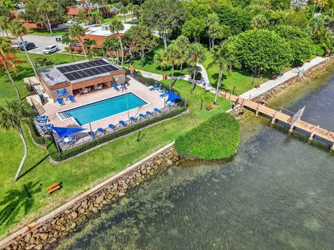 825 Center Street Jupiter FL 33458