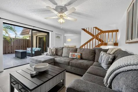 825 Center Street Jupiter FL 33458