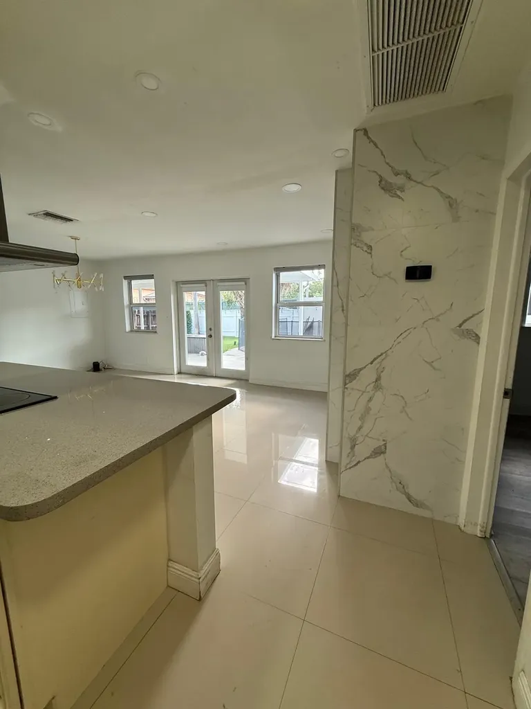 3111 N 66th Avenue Hollywood FL 33024