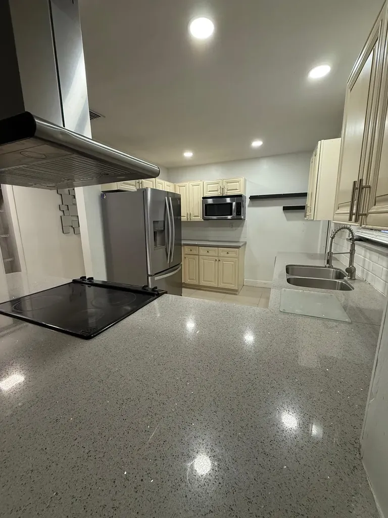 3111 N 66th Avenue Hollywood FL 33024
