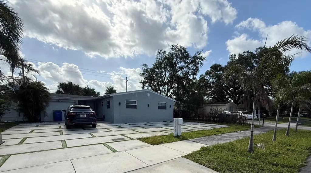 3111 N 66th Avenue Hollywood FL 33024