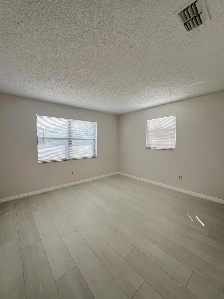 950 Louisiana Avenue Sebastian FL 32958