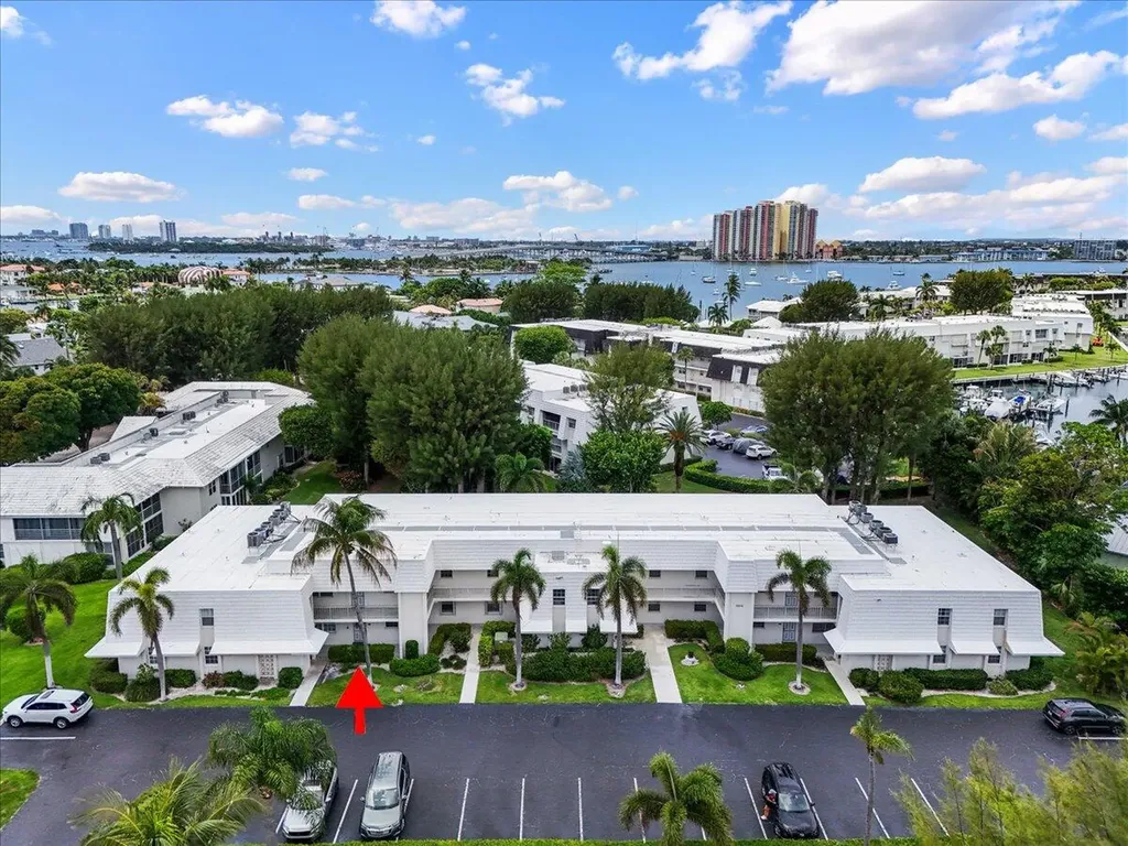 1205 Sandy Lane Singer Island FL 33404