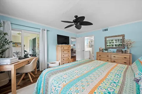 1205 NE Sandy Lane Singer Island FL 33404
