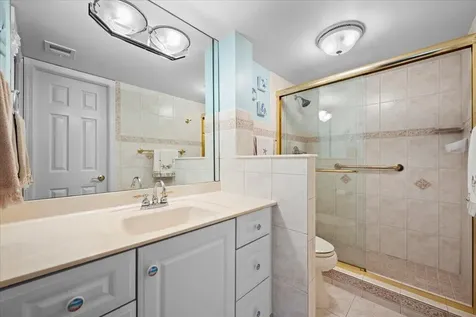 1205 NE Sandy Lane Singer Island FL 33404