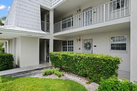 1205 NE Sandy Lane Singer Island FL 33404