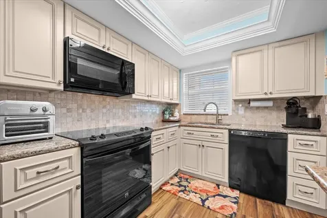1205 NE Sandy Lane Singer Island FL 33404
