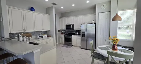 195 NW Willow Grove Avenue Port St Lucie FL 34986