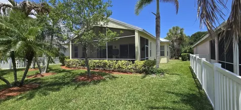 195 NW Willow Grove Avenue Port St Lucie FL 34986