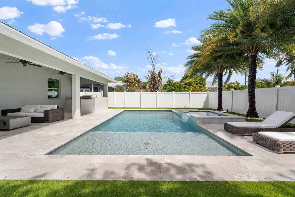 17726 Carver Avenue Jupiter FL 33458
