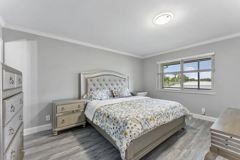 118 Lake Constance Drive West Palm Beach FL 33411