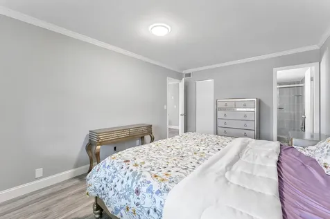118 Lake Constance West Palm Beach FL 33411