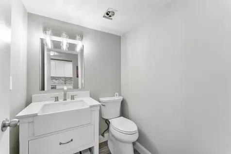 118 Lake Constance West Palm Beach FL 33411