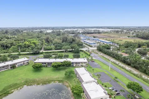 118 Lake Constance West Palm Beach FL 33411
