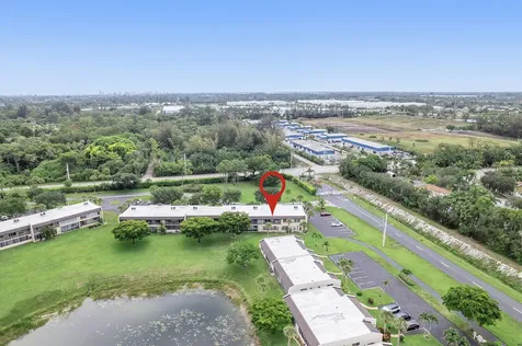 118 Lake Constance West Palm Beach FL 33411