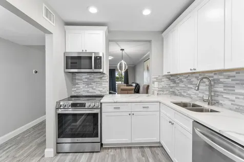 118 Lake Constance West Palm Beach FL 33411