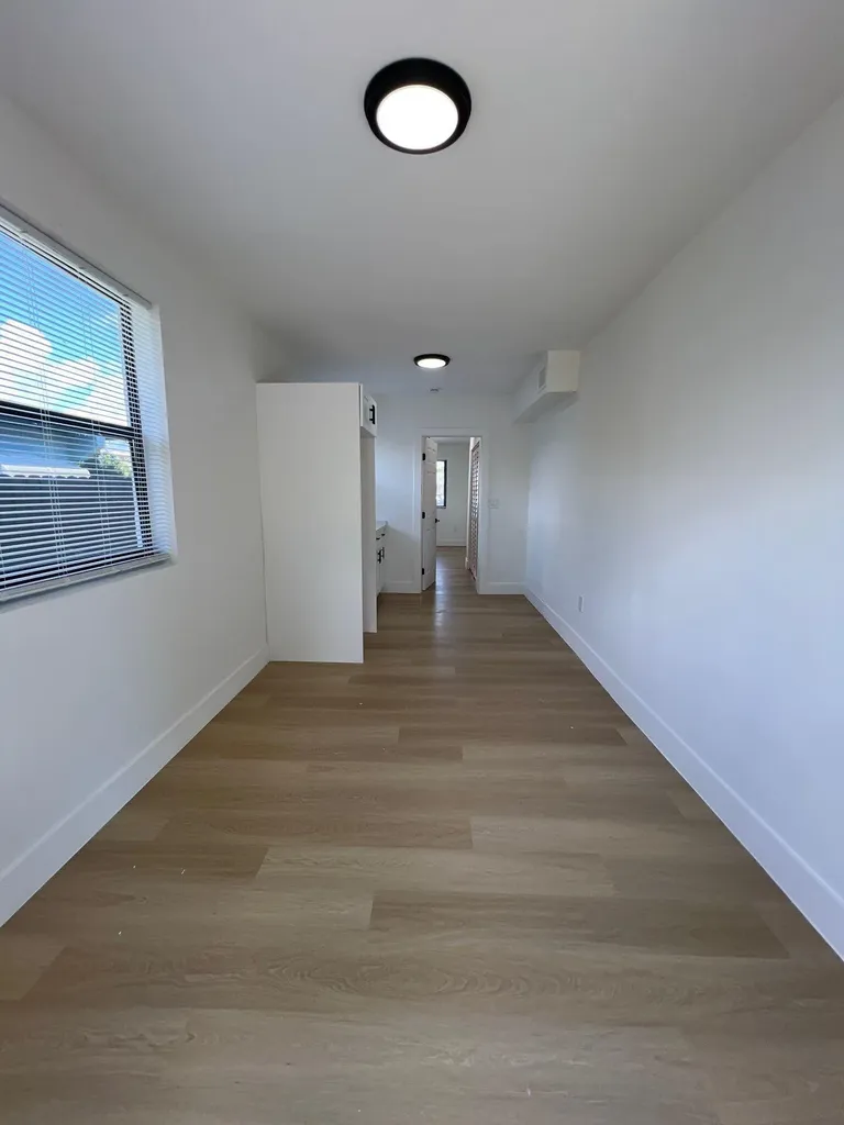 1350 NE 162nd Street North Miami Beach FL 33162