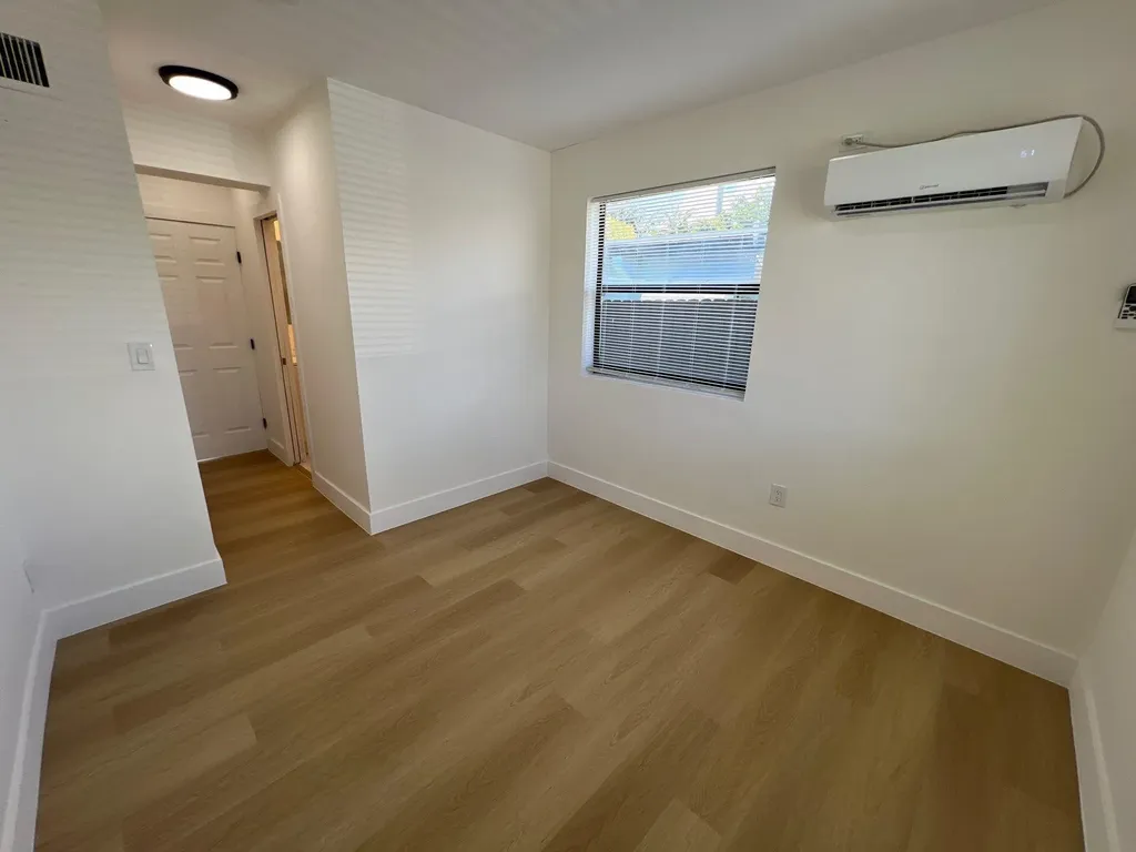 1350 NE 162nd Street North Miami Beach FL 33162
