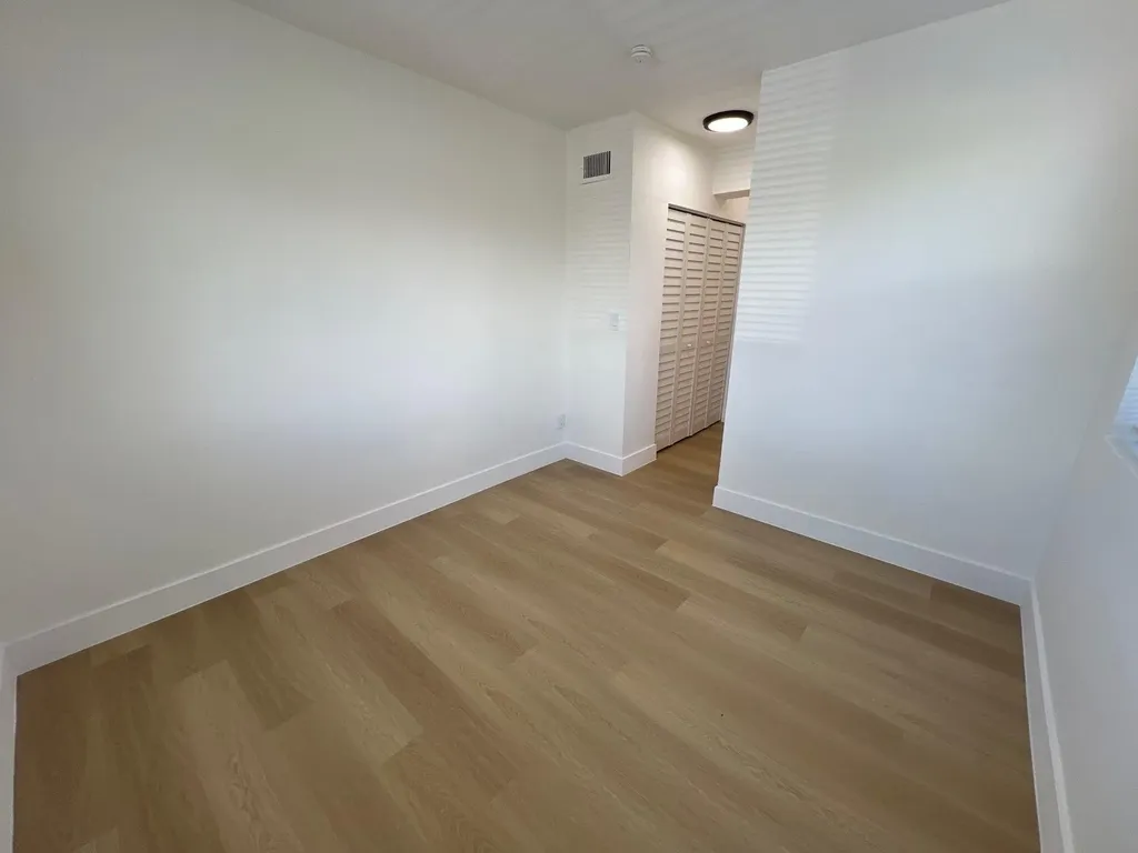 1350 NE 162nd Street North Miami Beach FL 33162